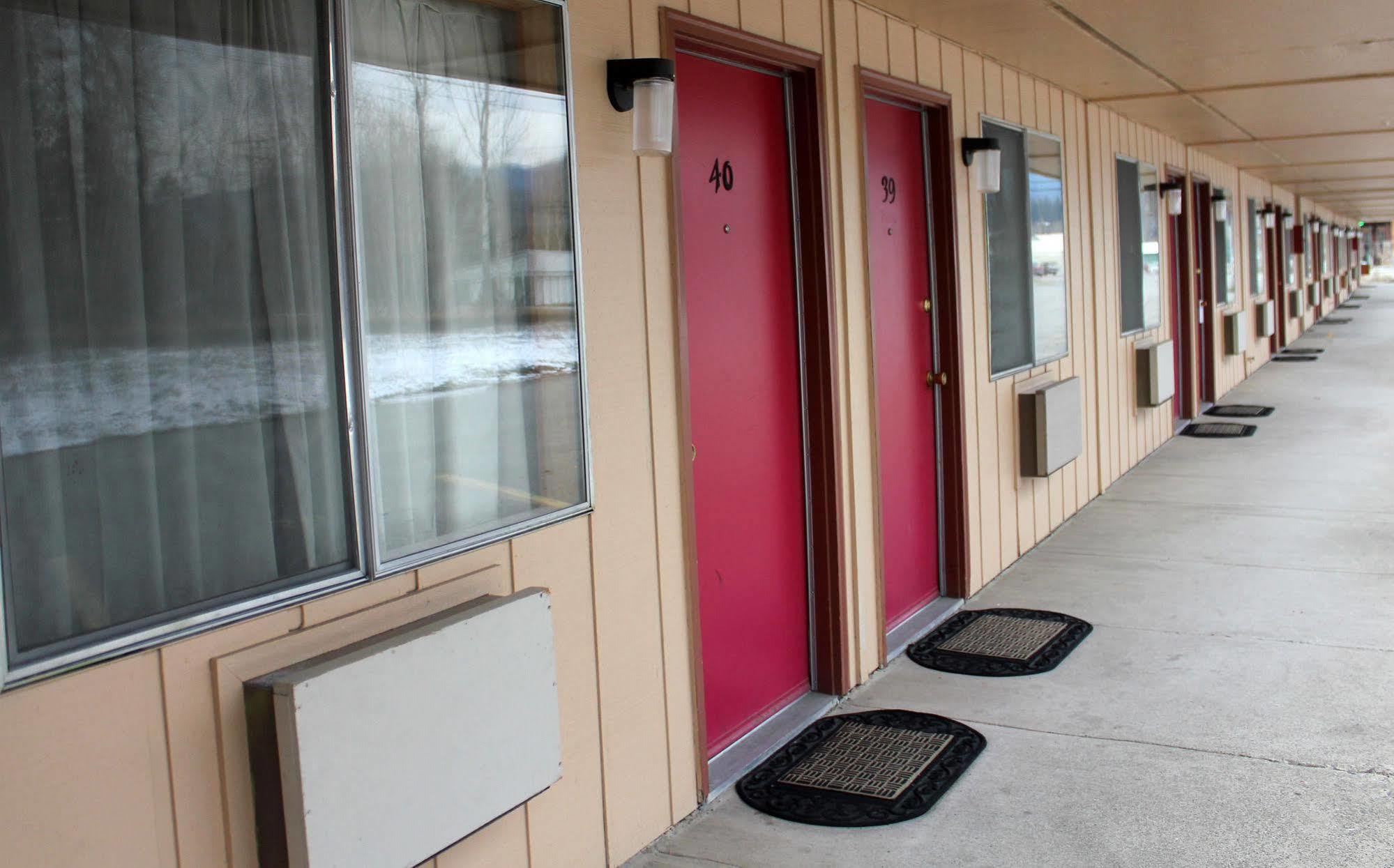 Caboose Motel Libby Eksteriør bilde